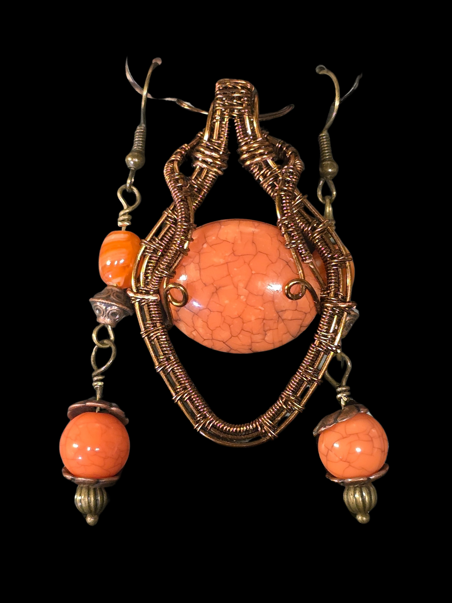 Ember Grove Pendant & Earrings Set