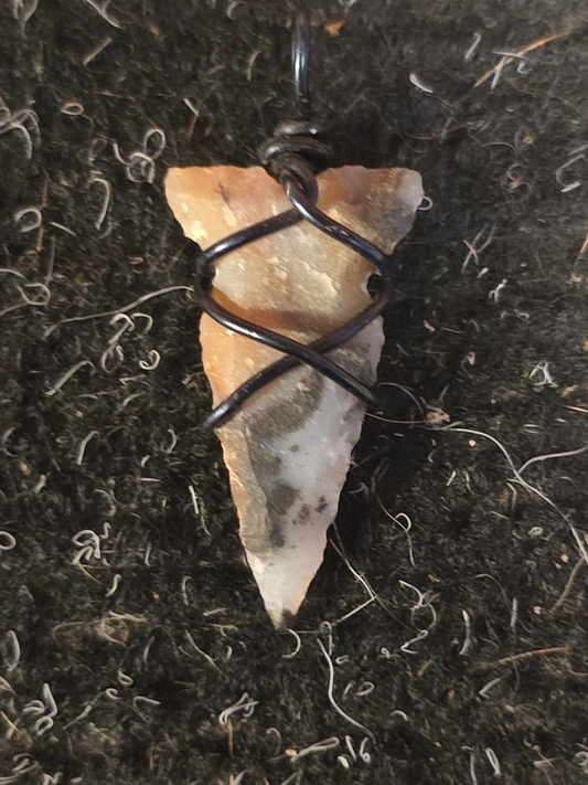 Whispering Flint Petite Arrowhead Pendant