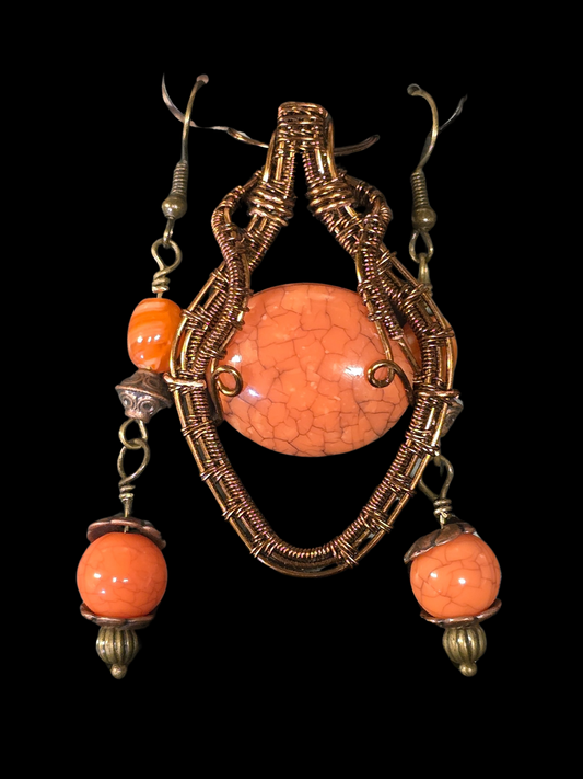 Ember Grove Pendant & Earrings Set