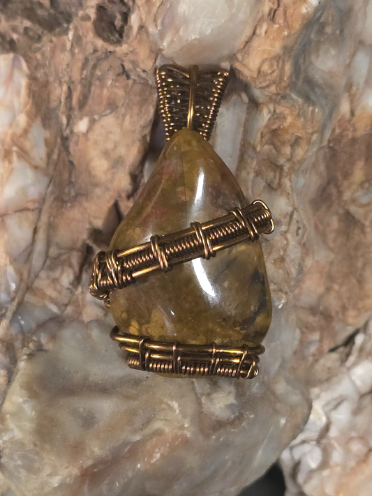 Earthbound Ridge Pendant